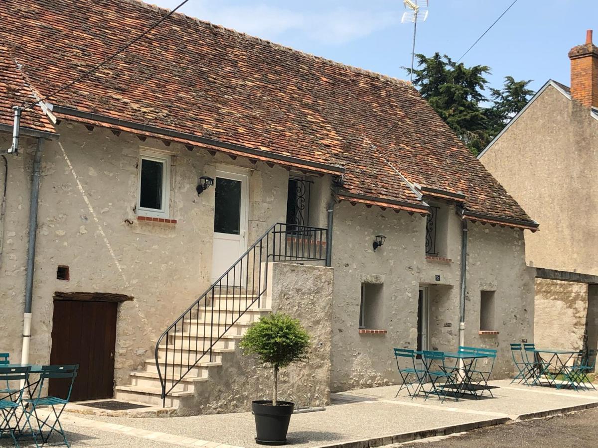 Les gîtes de Joséphine Courbouzon  Extérieur photo